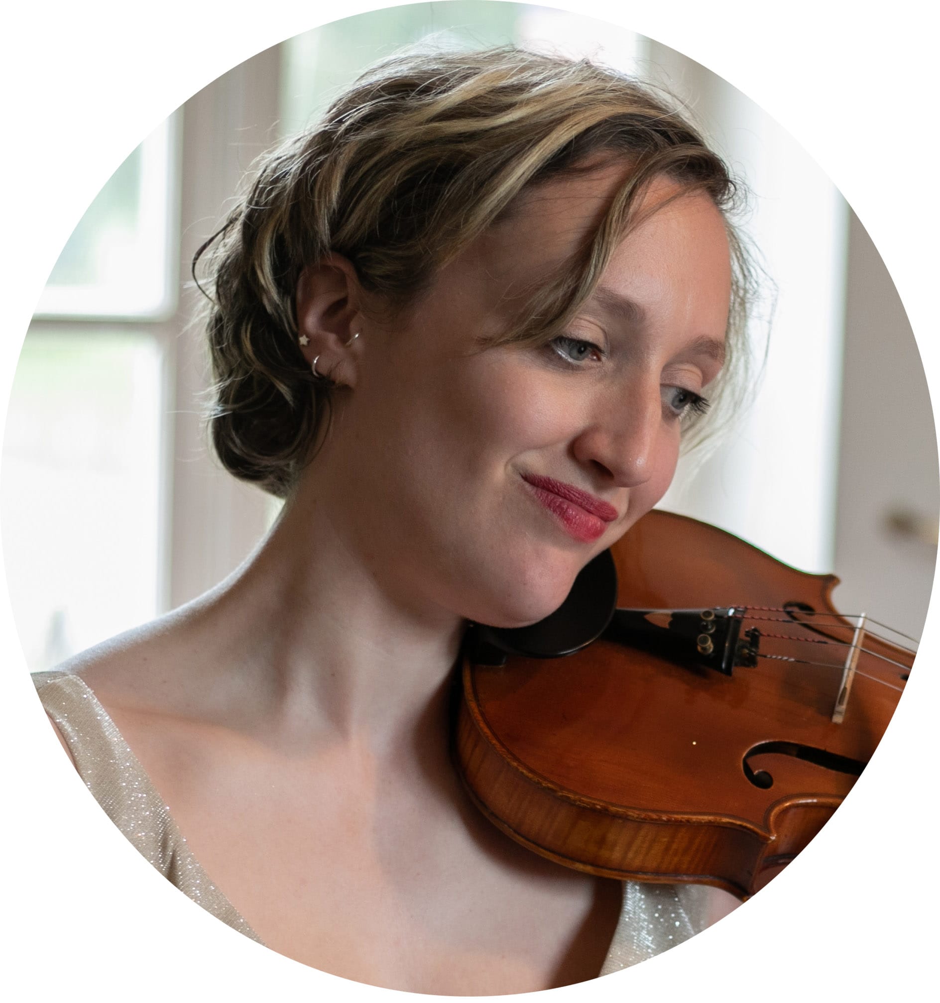 Aurélie Bru violon portrait Aurélie Bru violon portrait